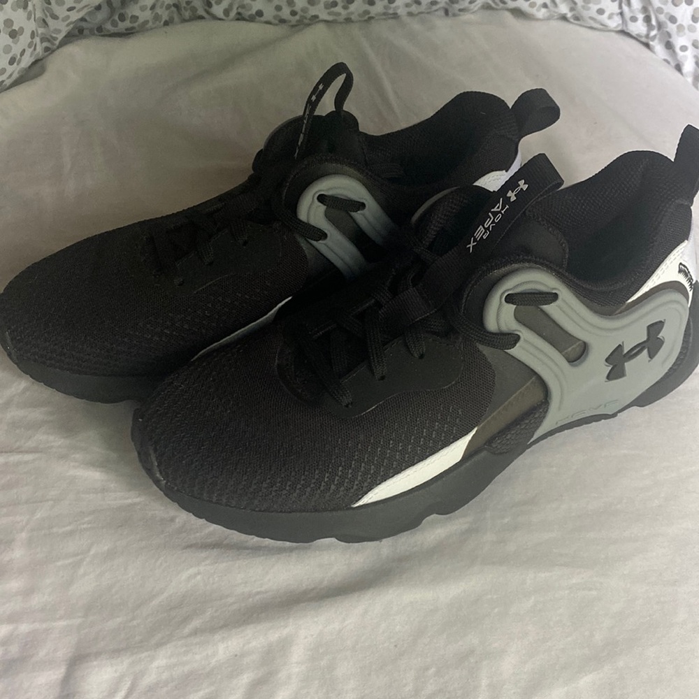 Under Armour Apex